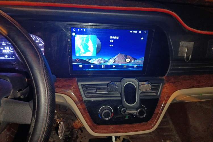 Used CHANGAN KUAYUE Wang X7 2023 1.6L CNG Double-Cab 3.05-meter version Audio And AC Panel