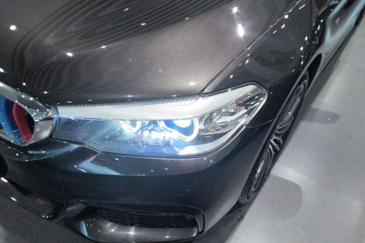 Used BMW 5 Series 2018 Restyled 530Li Leading Edition M Sport Package