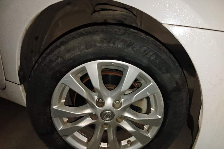 Used Nissan Teana 2013 2.0L XL Comfort Edition Right Front Wheel Hub