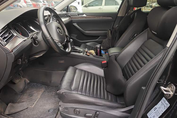 Used Volkswagen Magotan 2019 330TSI DSG Leading Model China VI Standard Left Front Seat