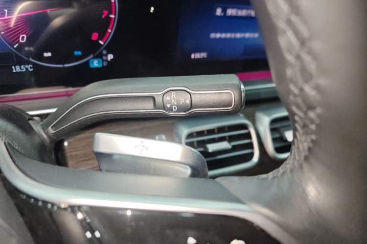 Used Mercedes-Benz GLE 2024 Refreshed GLE 350 4MATIC Stylish Edition
