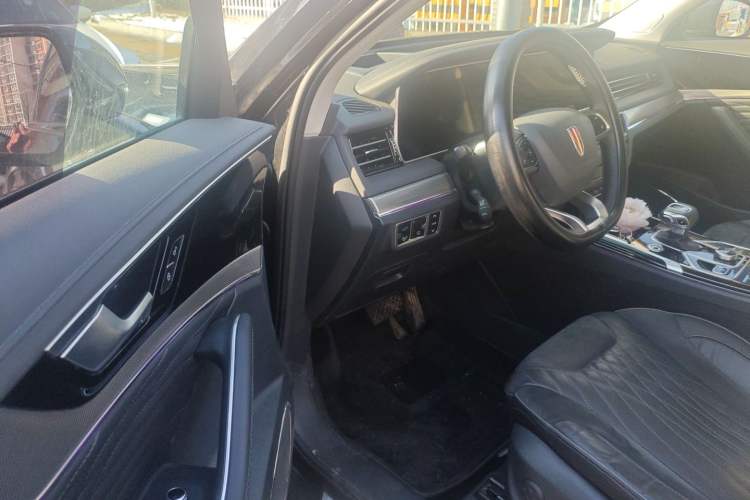 Used Hongqi HS5 2022 Revised Version 2.0T Smart Connect Flagship Edition Driver Seat