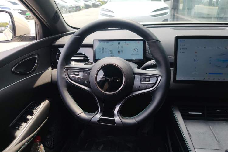 Used BYD Seal 06 New Energy 2025 DM-i Smart Drive 120KM Deluxe Model