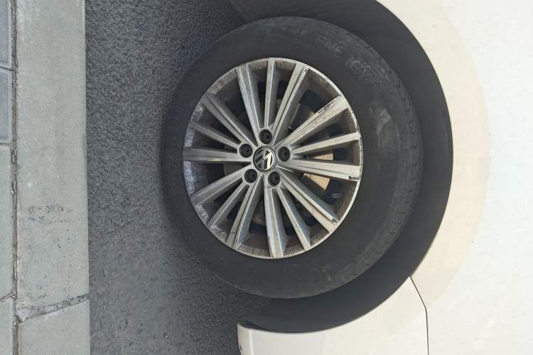 Used Volkswagen Gran Lavida 2013 1.4 TSI Automatic Comfort Model