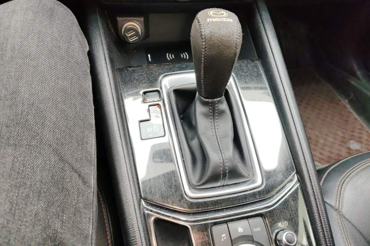 Used Mazda CX-5 2020 2.0L Automatic Two-Wheel Drive ZhiZun Version
