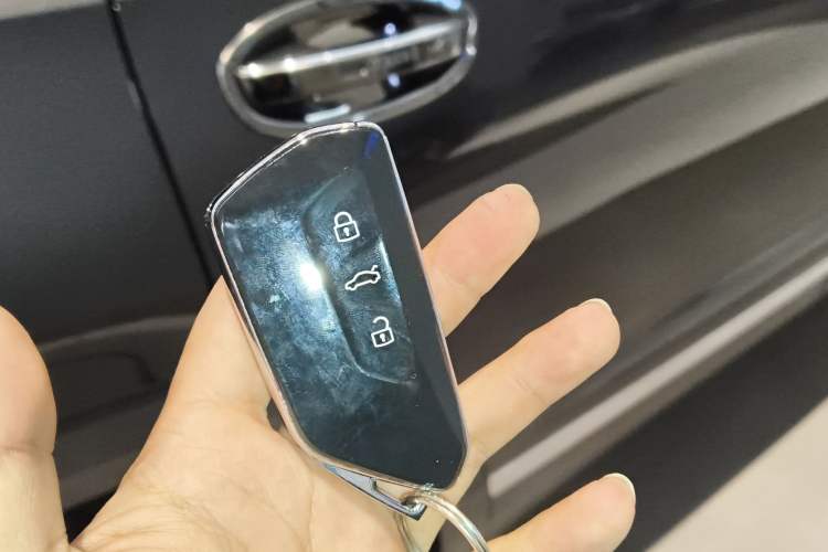 Used Volkswagen Talagon 2024 380TSI All-Wheel Drive Luxury Prestige Pro 7-Seater