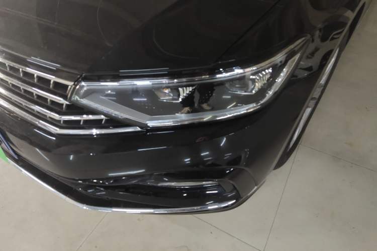 Used Volkswagen Magotan 2025 Zhongxiang Version 280TSI DSG Comfort Edition