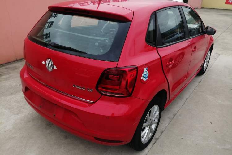 Used Volkswagen Polo 2014 1.6L Automatic Luxury Edition
