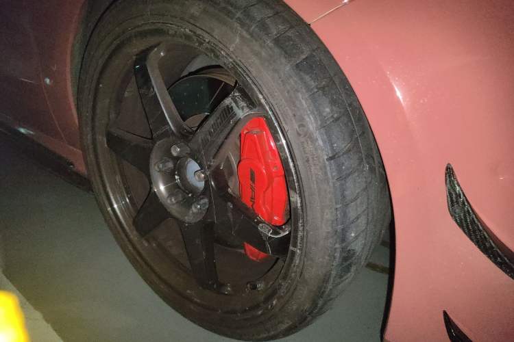 Used Mercedes-Benz A AMG 2017 AMG A 45 4MATIC Right Front Wheel Hub