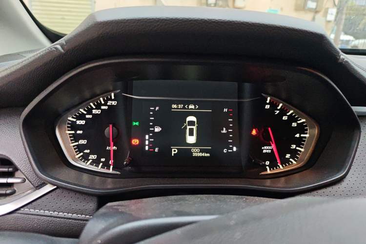 Used SAIC MAXUS G50 2021 1.5T Automatic Comfort Touring B
