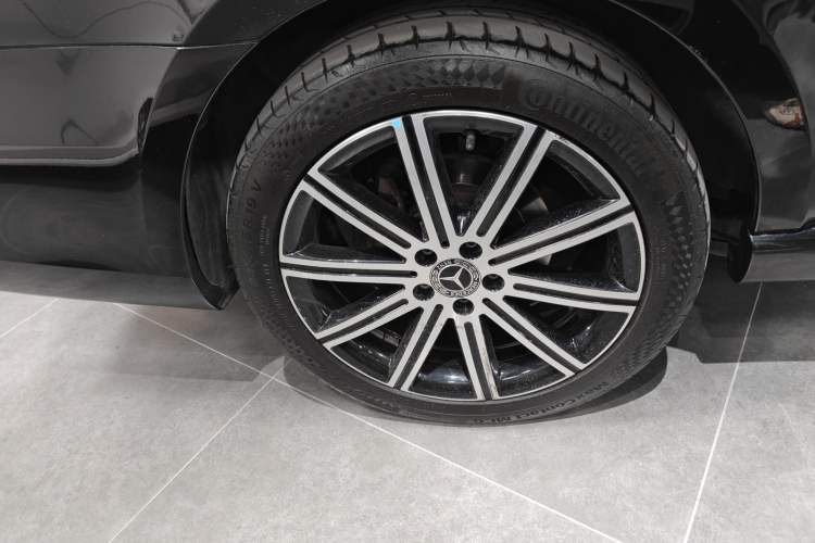 Used Mercedes-Benz V-Class 2021 V 260 L Long-wheelbase Luxury Edition