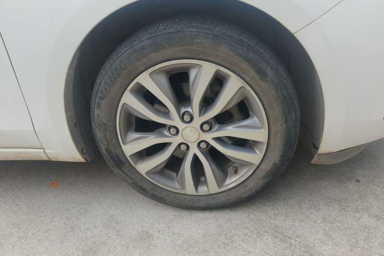 Used Buick GT 2018 18T Automatic Elite Model