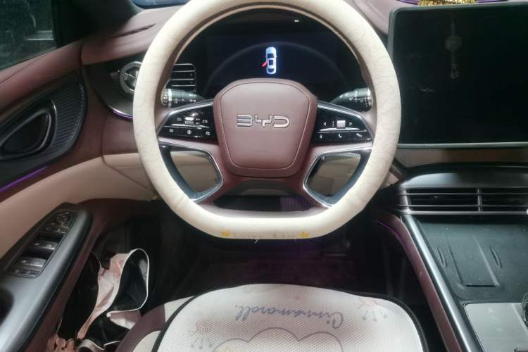 Used BYD Seal 2023 DM-i 1.5L 121km Prestige Model