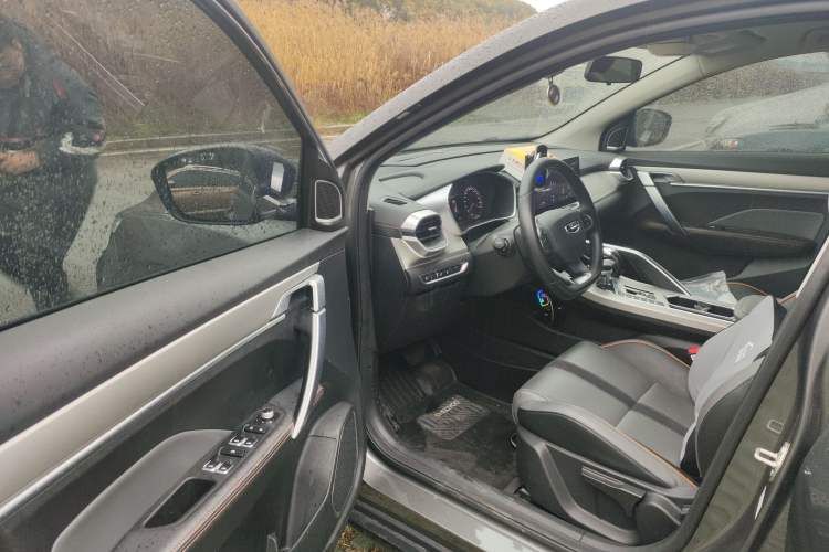 Used Geely Auto Coolray 2023 1.5T DCT Platinum Edition