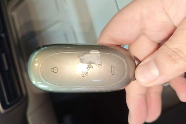 Used Li Auto MEGA 2024 Ultra Model Interior 1