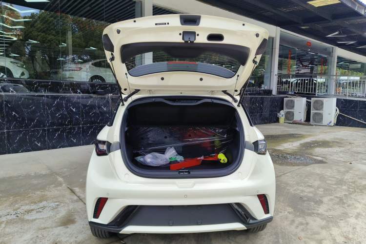 Used BYD Dolphin 2025 420km Free Edition
