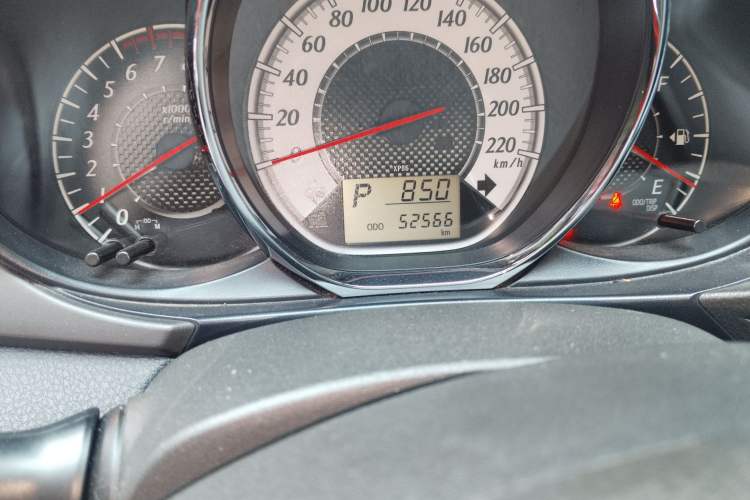 Used Toyota YARiS L Zhi Xuan 2015 1.5G Automatic Xuan Dong Sunroof Special Edition
