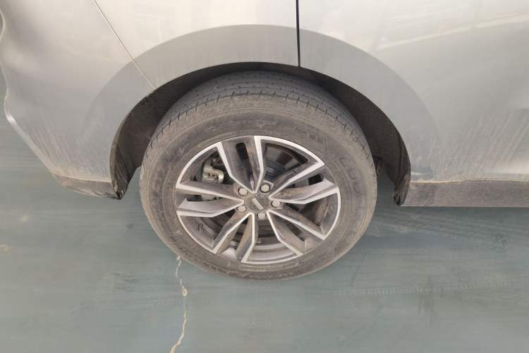 Used Wey VV5 2021 1.5T Two-Wheel Drive Smart Pioneer Right Rear Wheel Hub