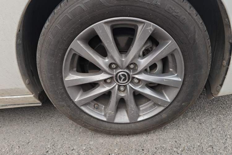 Used Mazda 3 Axela 2023 2.0L Automatic Zhiqing Edition Right Front Wheel Hub