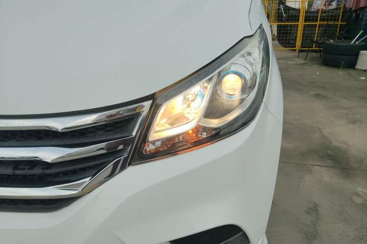 Used SAIC MAXUS G10 2019 PLUS 2.0T Automatic Elite Edition China VI Standard