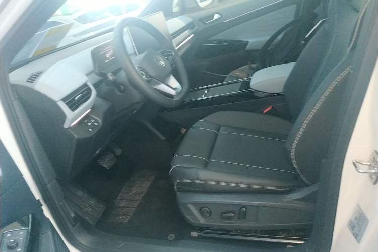 Used Volkswagen ID.4 X 2025 Smart Version Pure & Intelligent Enjoyment Edition Left Front Seat