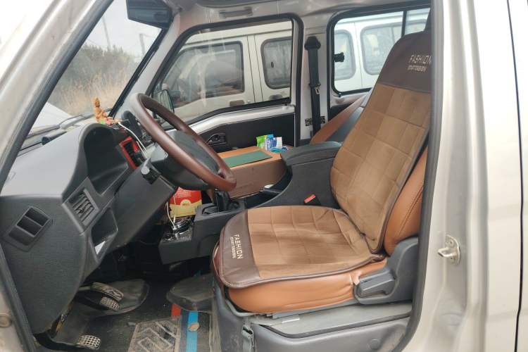 Used Wuling Zhiguang 2020 1.2L Practical Model China VI LSI
