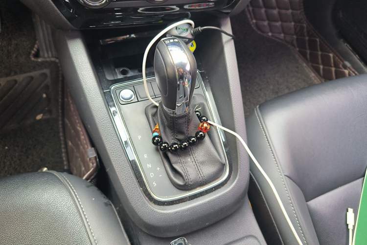 Used Volkswagen Sagitar 2017 230TSI Automatic Comfort Version
