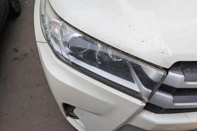 Used Toyota Highlander 2018 2.0T Four-Wheel Drive Luxury Edition 7 Seats China V Emission Standard