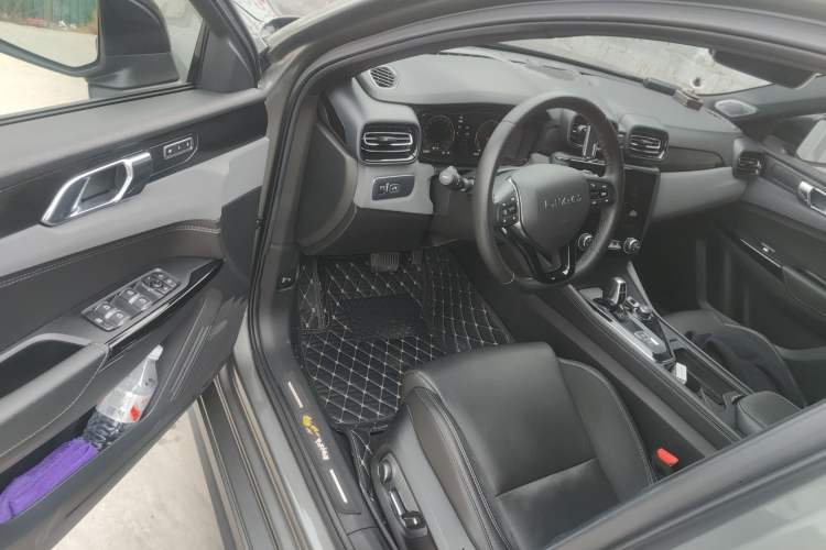 Used Lynk & Co 03 2021 2.0TD Automatic Trendy Champion Edition
