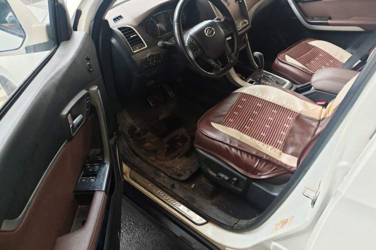 Used Land X5 2016 Plus 1.5T CVT Leading Edition Driver Seat