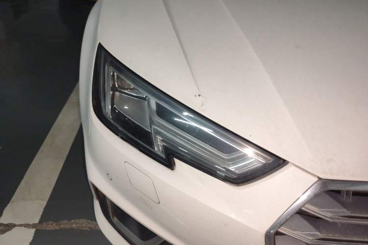 Used Audi A4L 2019 40 TFSI Fashion Version China V
