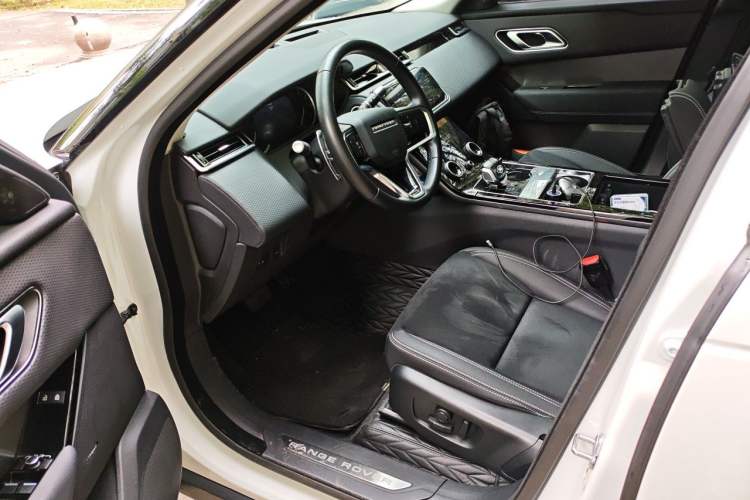 Used Land Rover Range Velar 2022 250 PS