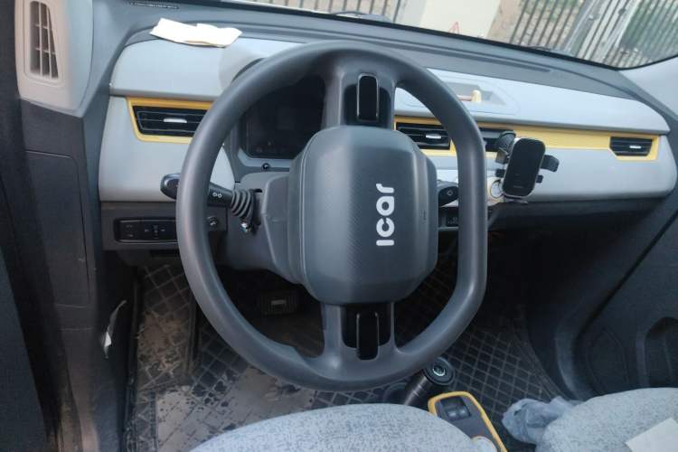 Used Chery QQ Ice Cream 2022 120km Milkshake Phosphate Lithium-Iron
