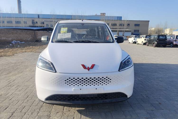 Used Wuling Hongguang New Energy 2025 Extended-Range Hybrid 50 km Standard Version