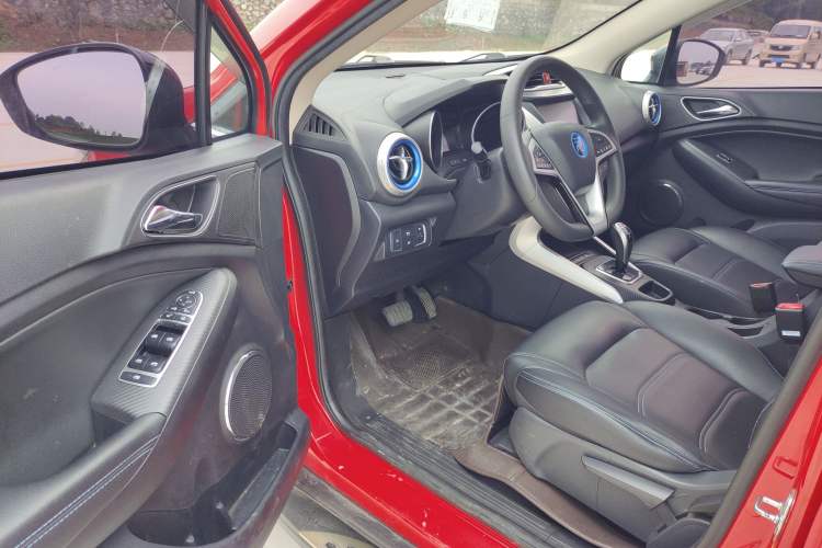 Used BYD Yuan New Energy 2018 EV360 Smart Connect Cool Edition
