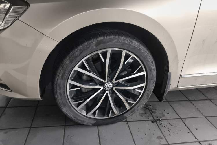 Used Volkswagen Bora 2016 230TSI DSG Luxury Version Exterior 4