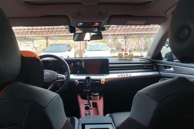 Used Volkswagen Lamando 2022 Lavida L 280TSI DSG Cool & Spicy Edition Headliner