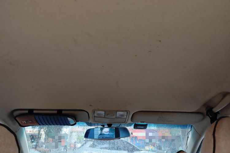 Used Kia K2 2012 Hatchback 1.4L MT GLS Commemorative Edition