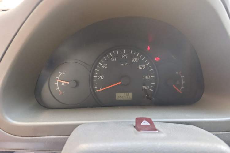 Used CHANGAN KAICHENG Xingguang 4500 2012 1.3L Base Version 4G13S1 Instrument Cluster