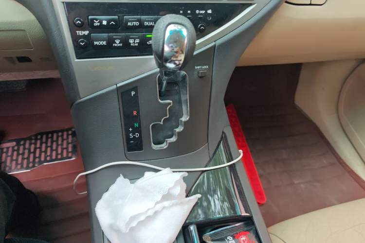 Used Lexus RX Classic 2011 270 Elegant Edition
