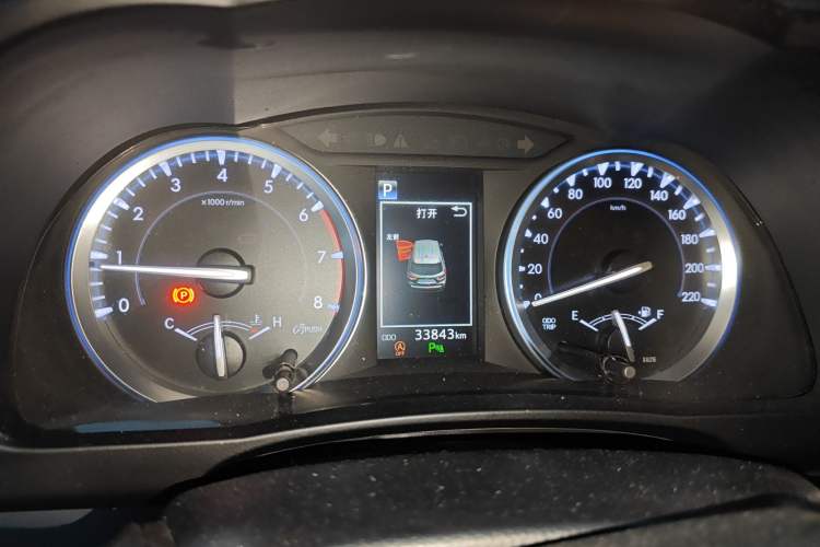 Used Toyota Highlander 2018 2.0T Four-Wheel Drive Prestige Version 7 Seats China VI Standard
