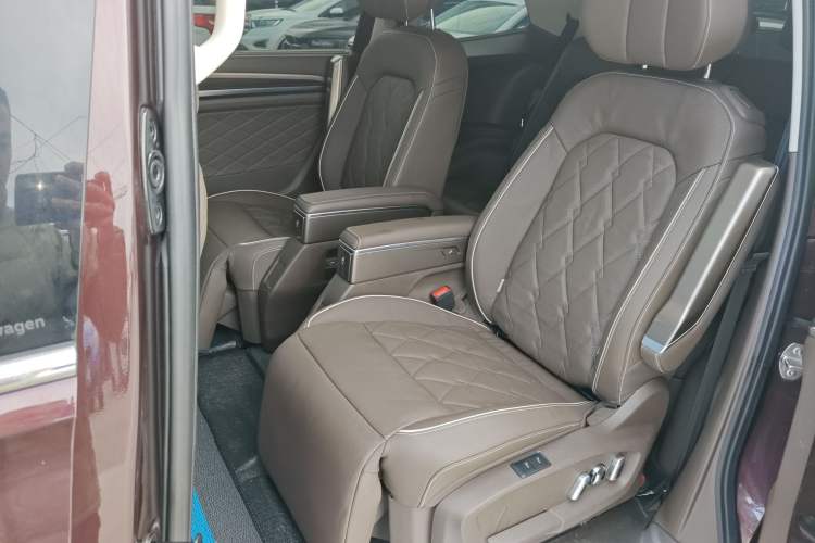 Used Volkswagen Viloran 2020 380TSI Prestige Edition
