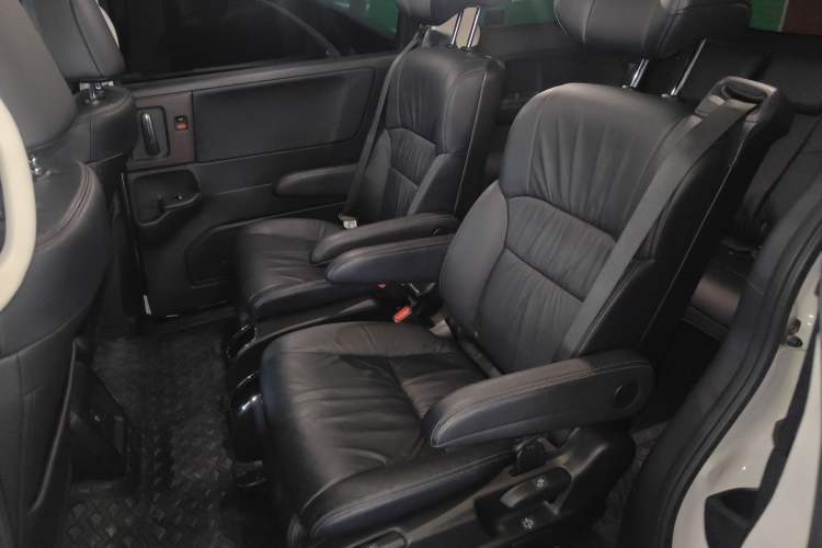 Used Honda Odyssey 2022 2.0L eHEV Sharp·Luxury Edition Left Rear Seat