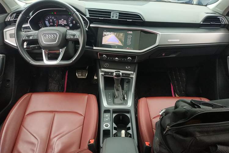 Used Audi Q3 2021 35 TFSI Fashion Dynamic Model