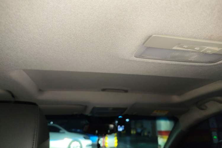 Used Chevrolet Cruze 2013 1.8L SE AT Headliner