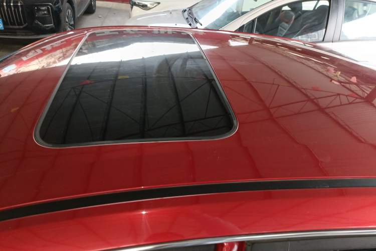 Used Dongfeng Aeolus Yixuan 2022 230T Automatic Adaptive-Beam Knight Edition