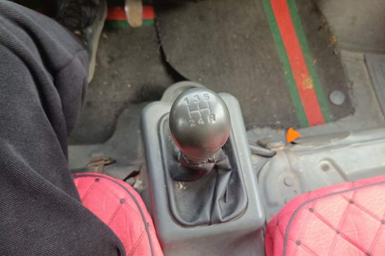 Used Wuling Zhiguang 2010 1.0L New Version Liye Style with Shorter Body
