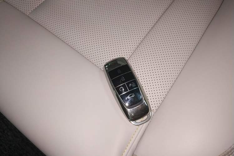 Used AION V 2021 Plus 70 Smart Edition Lithium Iron Phosphate