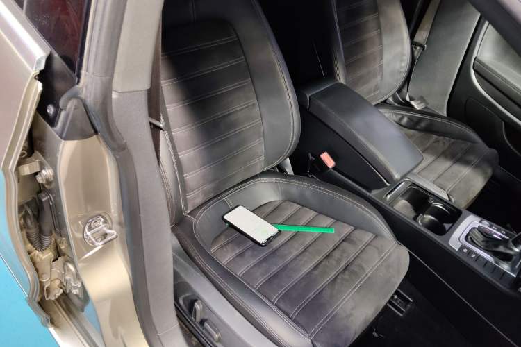 Used Volkswagen FAW-Volkswagen CC 2016 1.8TSI Luxury Model