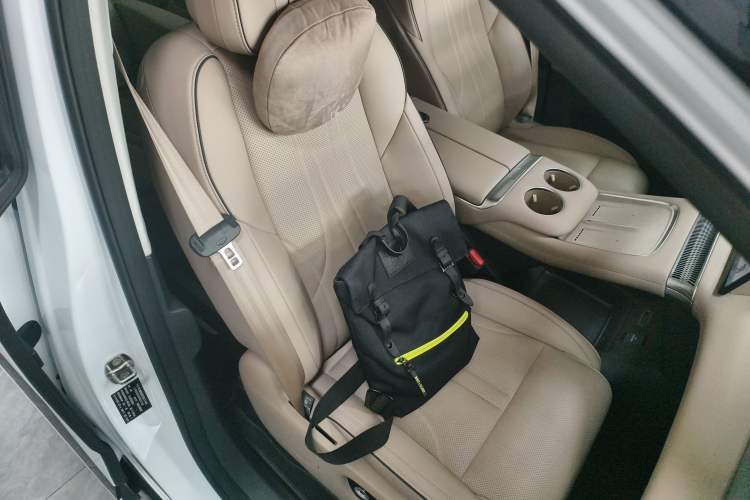 Used XPeng X9 2025 740 Ultra-Long Range Max Right Front Seat